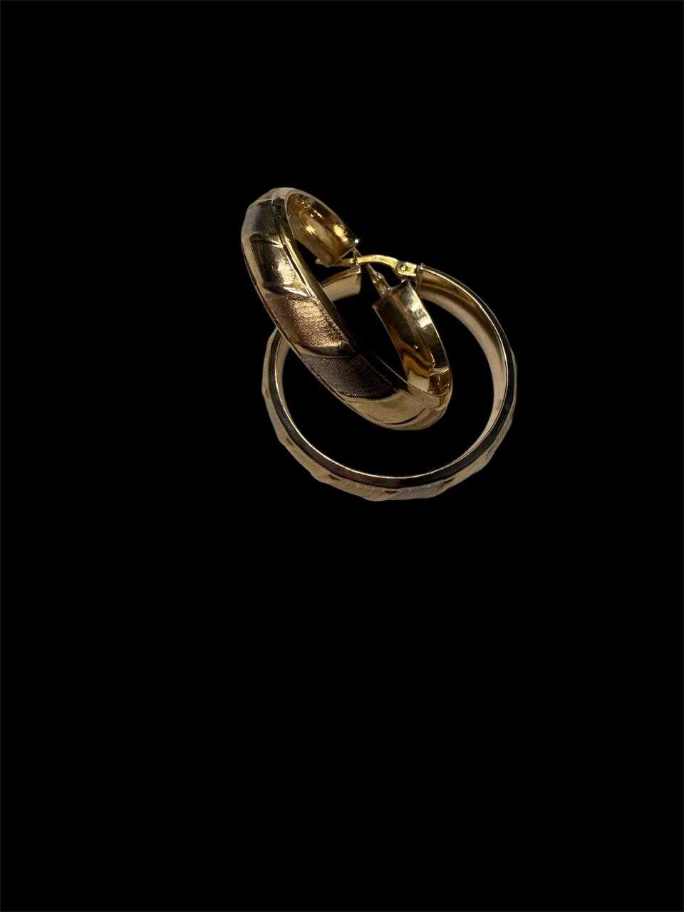 oro 10K 3.9g