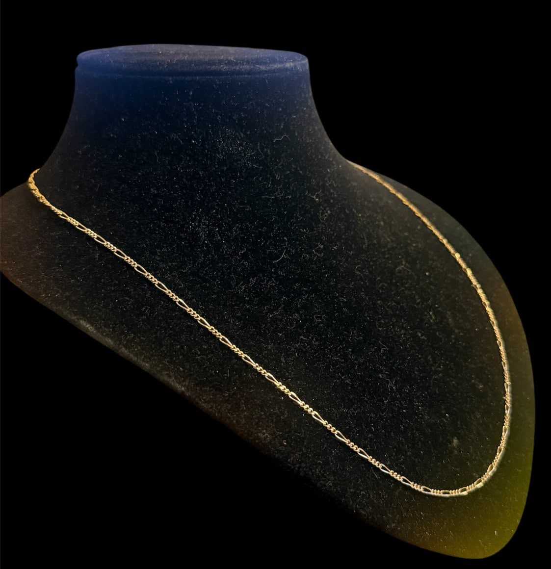 oro 10K 3.7g